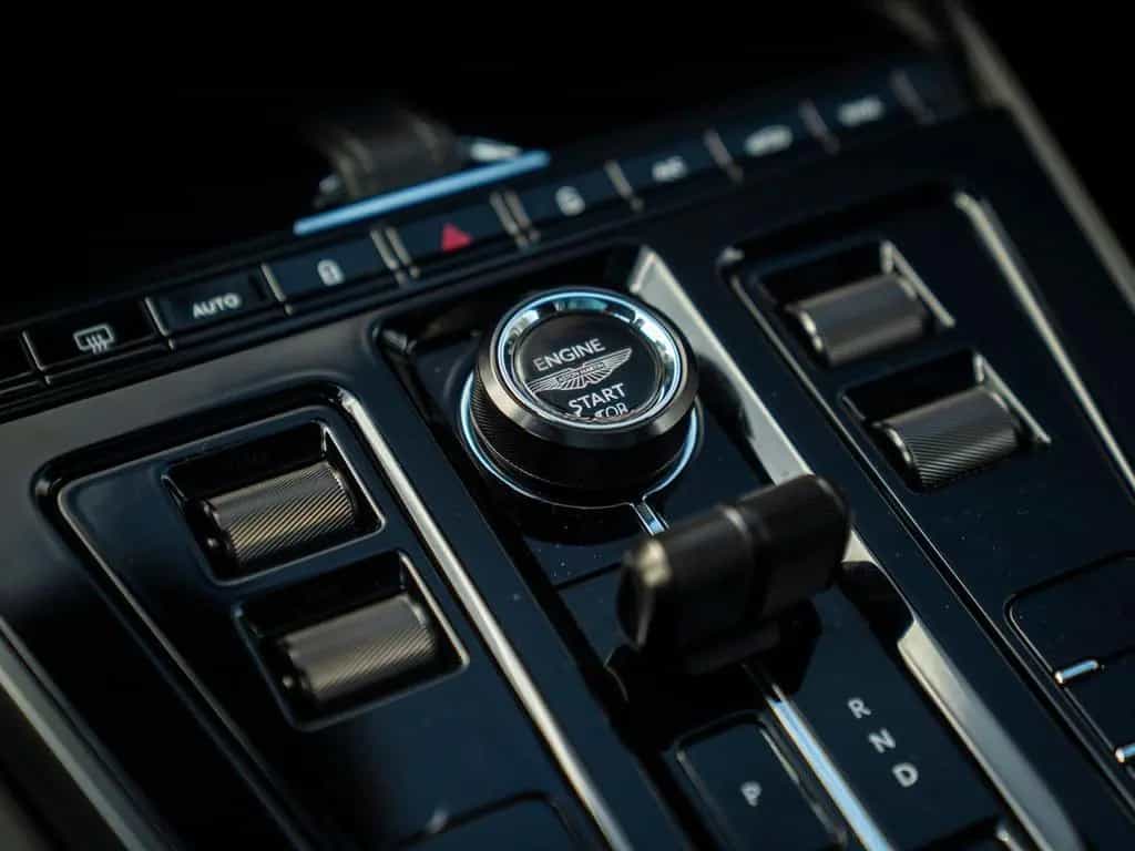 Aston Martin DBX 707 4.0 V8 | Facelift | Sports Plus Seats | 05/2025-photo-35