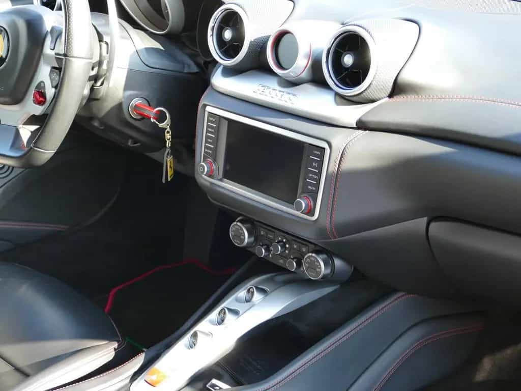 Ferrari California T * deutsch, 2.Hand, Mehrwertsteuer ! 08/2016-photo-25