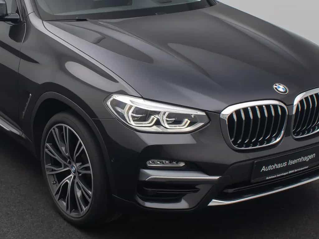 BMW X3 xD30i Luxury Line AHK Panorama HUD DAB 21Zoll 04/2019-photo-13