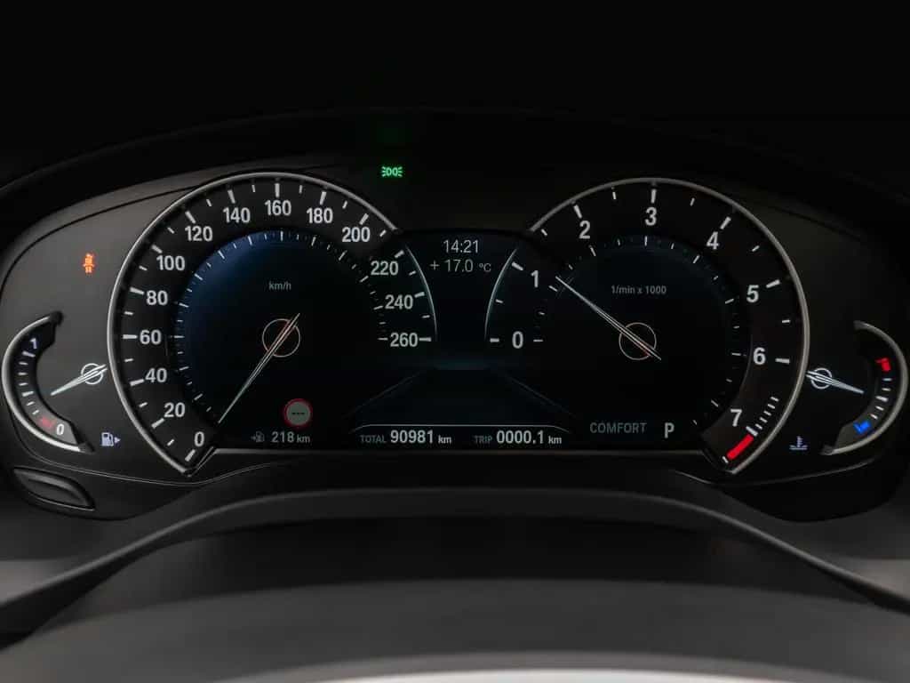 BMW X3 xD30i Luxury Line AHK Panorama HUD DAB 21Zoll 04/2019-photo-40