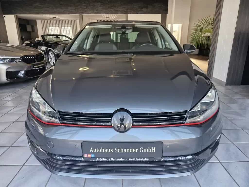Volkswagen Golf VII Join*ACC*H&R*Bastuck*SHZ*19Zoll* 03/2019-photo-1