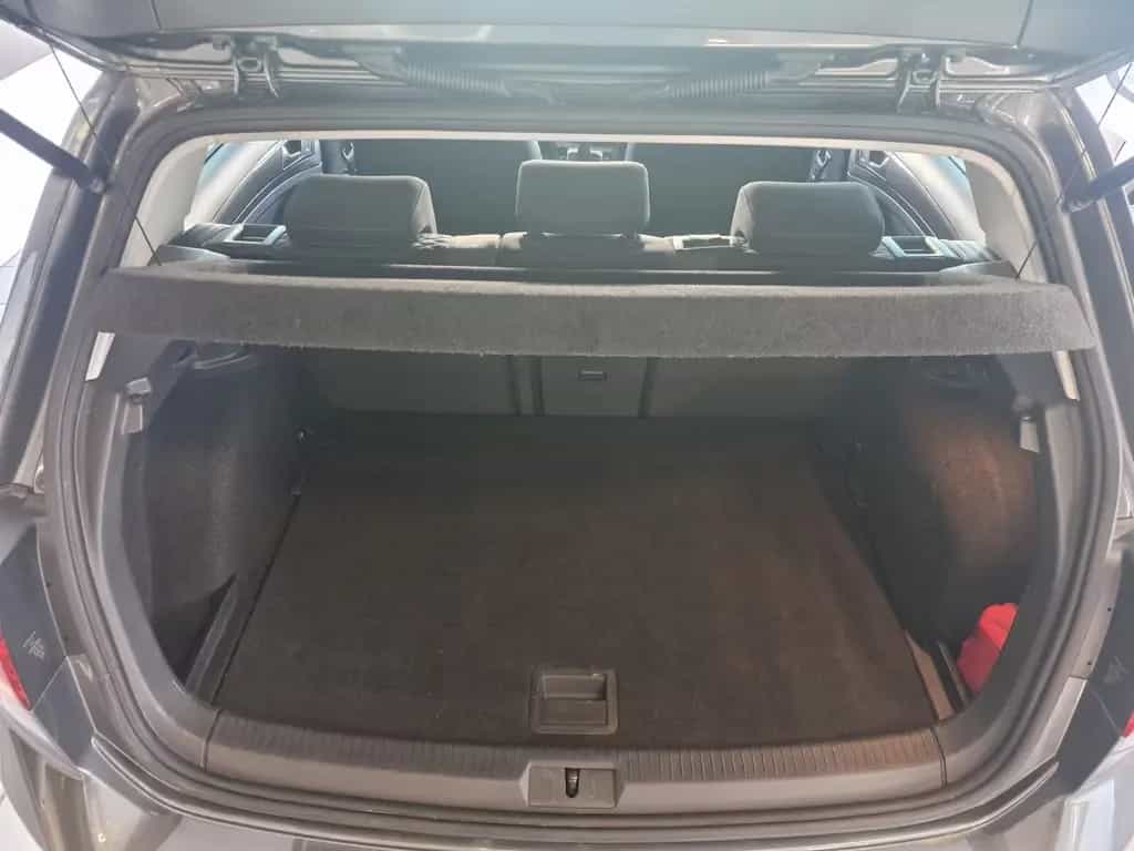 Volkswagen Golf VII Join*ACC*H&R*Bastuck*SHZ*19Zoll* 03/2019-photo-18