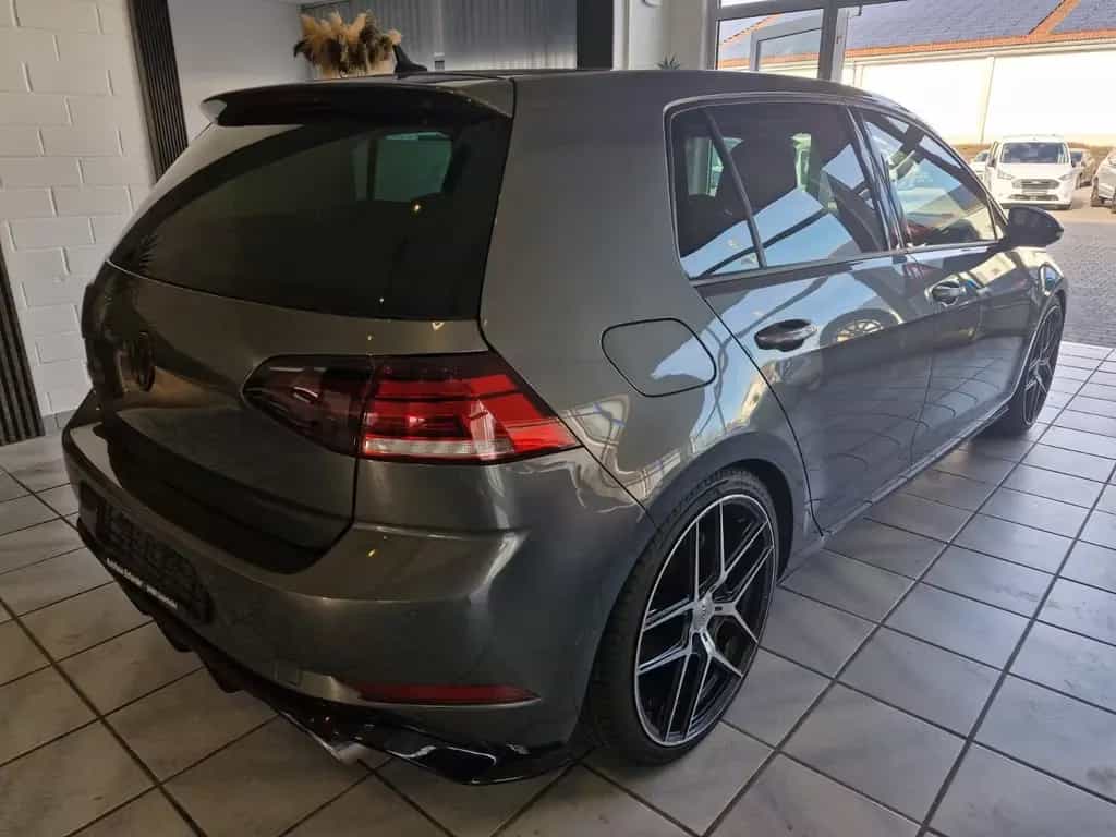 Volkswagen Golf VII Join*ACC*H&R*Bastuck*SHZ*19Zoll* 03/2019-photo-3