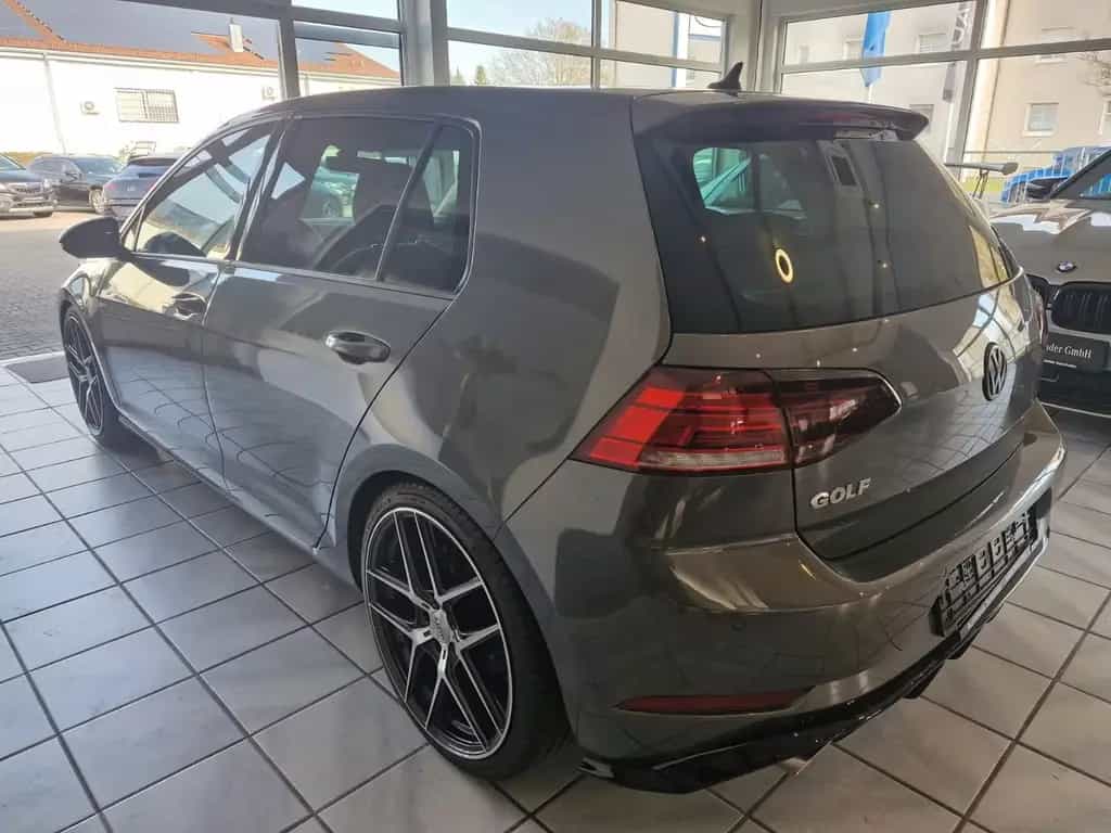 Volkswagen Golf VII Join*ACC*H&R*Bastuck*SHZ*19Zoll* 03/2019-photo-5