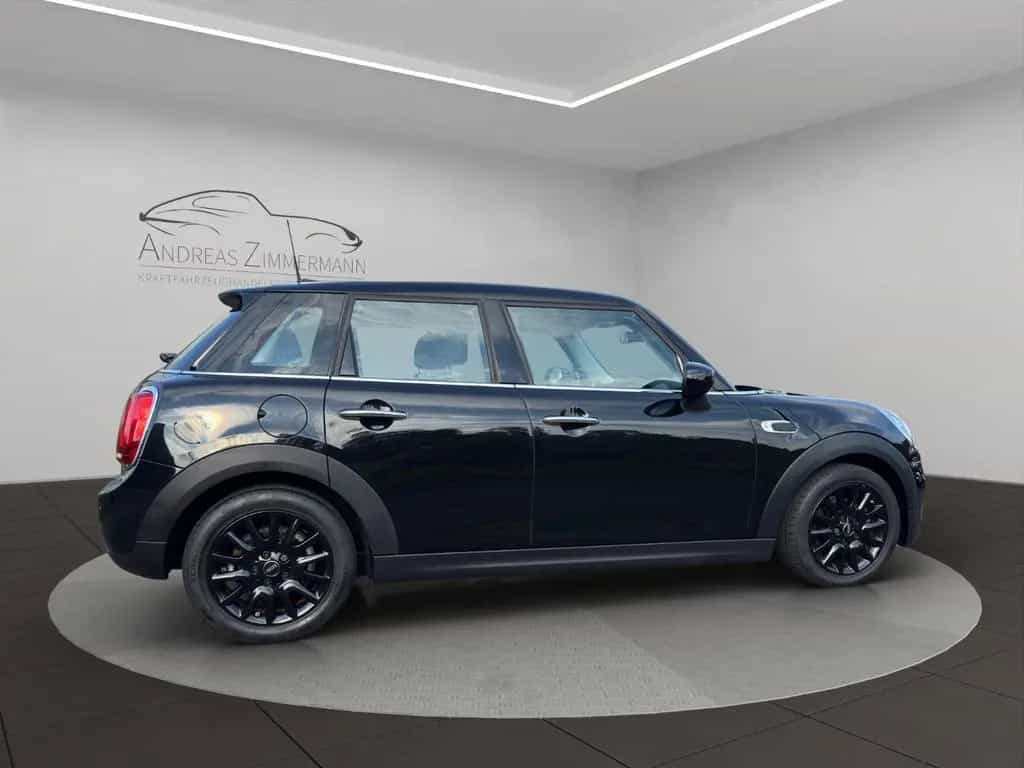 MINI Cooper 5-trg. AUTOMATIK/SHZ/PDC/LED 09/2019-photo-3