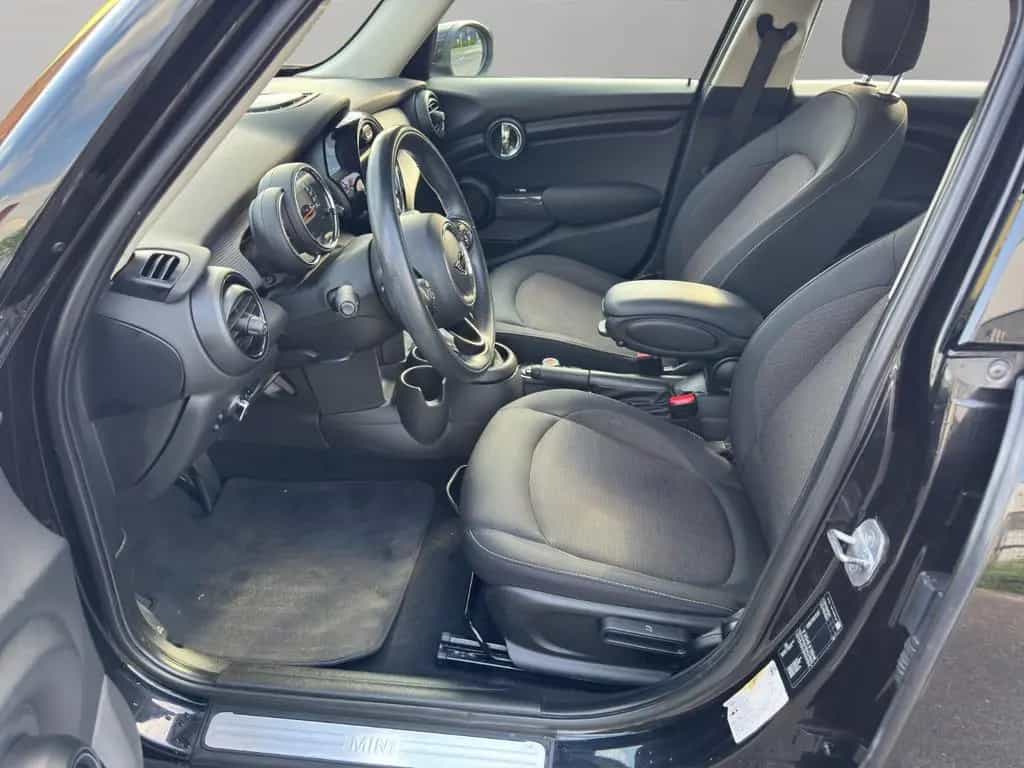 MINI Cooper 5-trg. AUTOMATIK/SHZ/PDC/LED 09/2019-photo-8