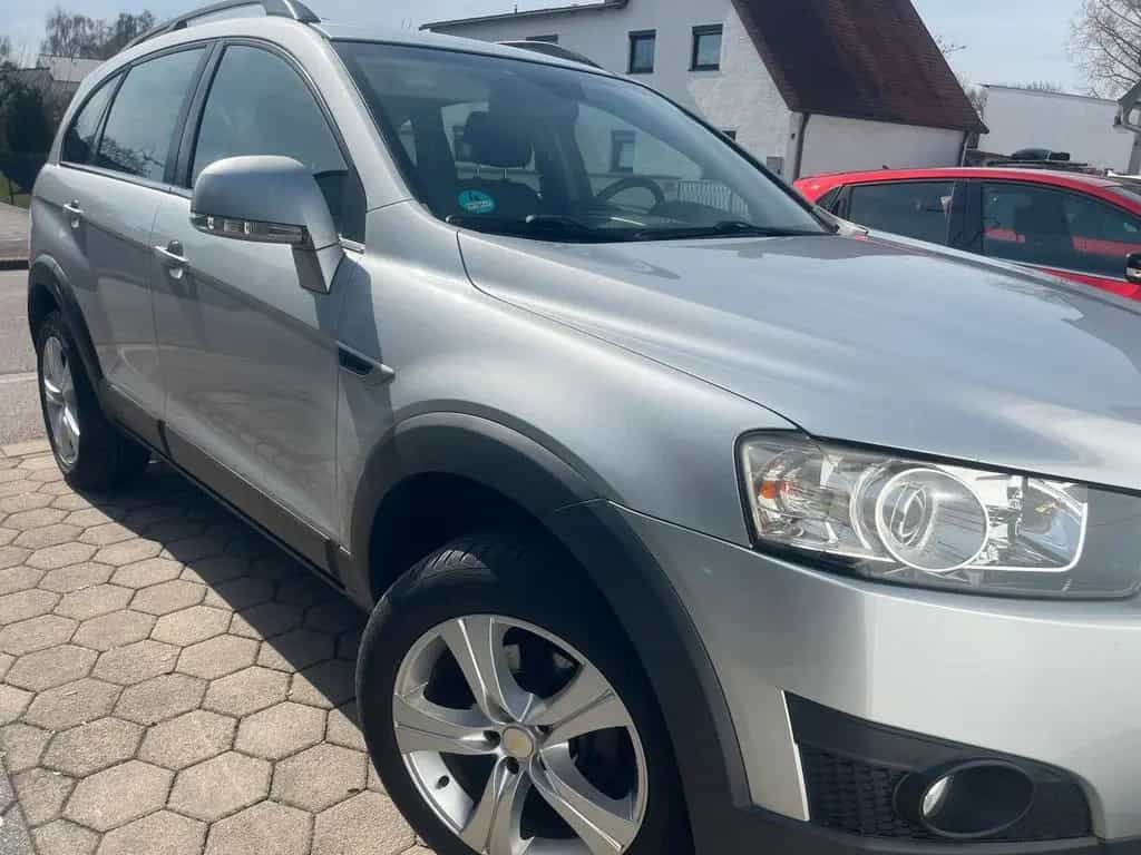 Chevrolet Captiva 2.2 LT 7-Sitzer Diesel -... 01/2013-photo-0