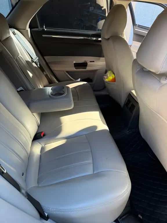 Chrysler 300 C CRD Touring 04/2007-photo-12