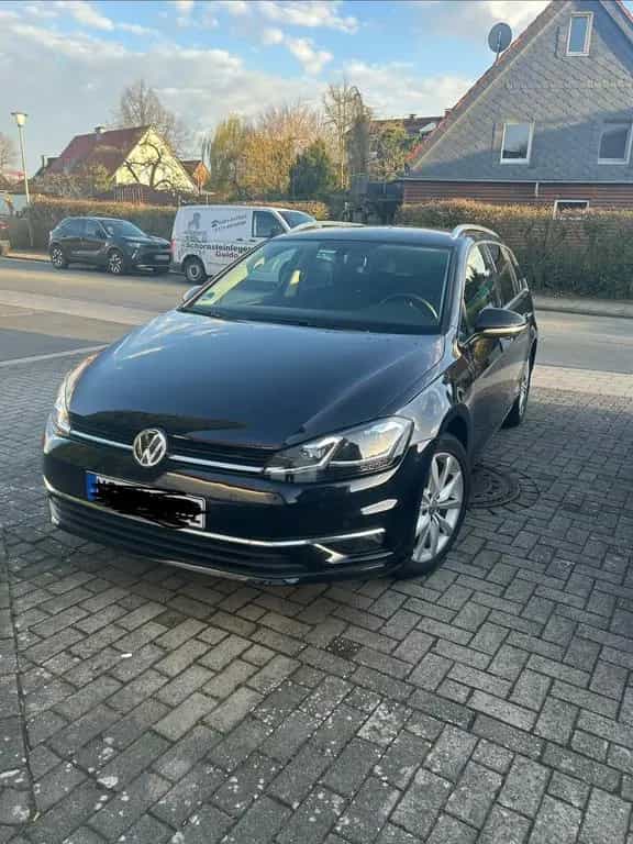 Volkswagen Golf 1.5 TSI ACT OPF DSG UNITED Variant UNITED 02/2020-photo-0