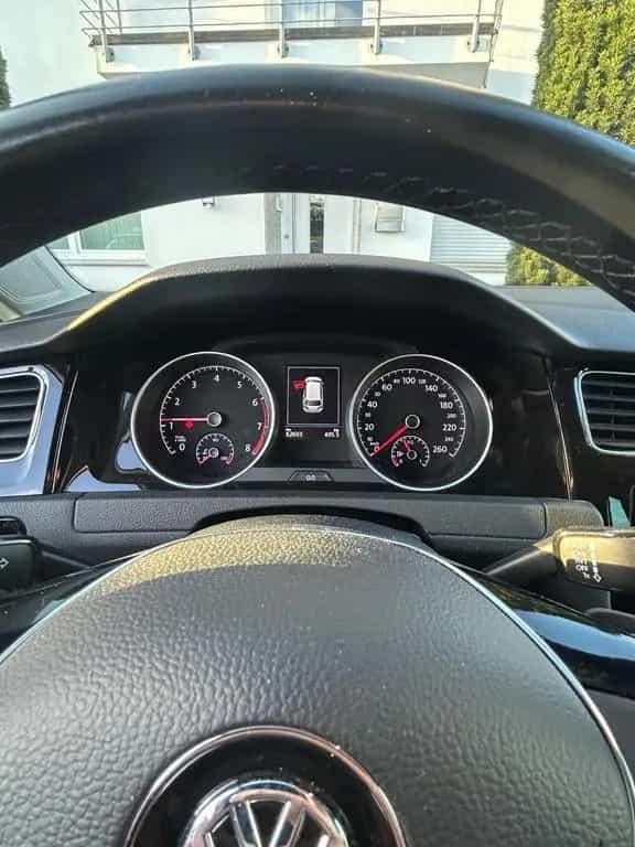 Volkswagen Golf 1.5 TSI ACT OPF DSG UNITED Variant UNITED 02/2020-photo-4
