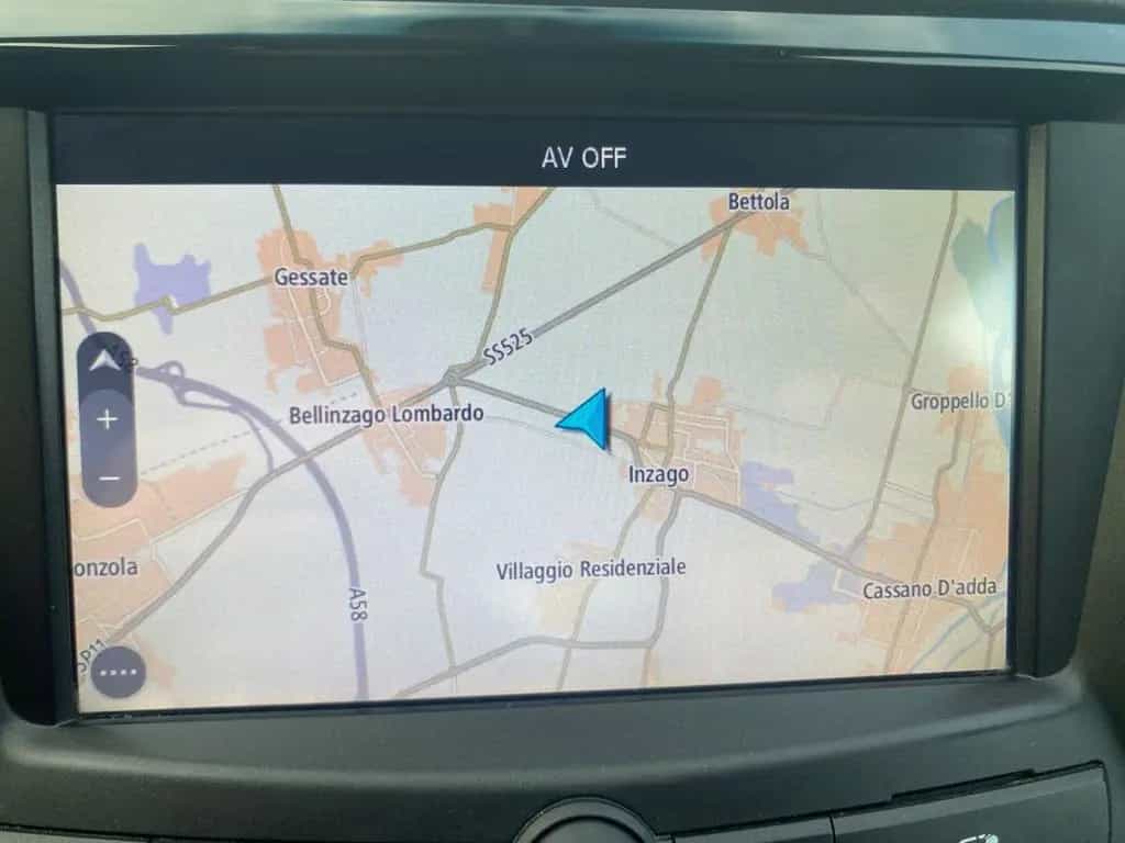 Ssangyong Tivoli 1.6d 2WD Go 10/2015-photo-8
