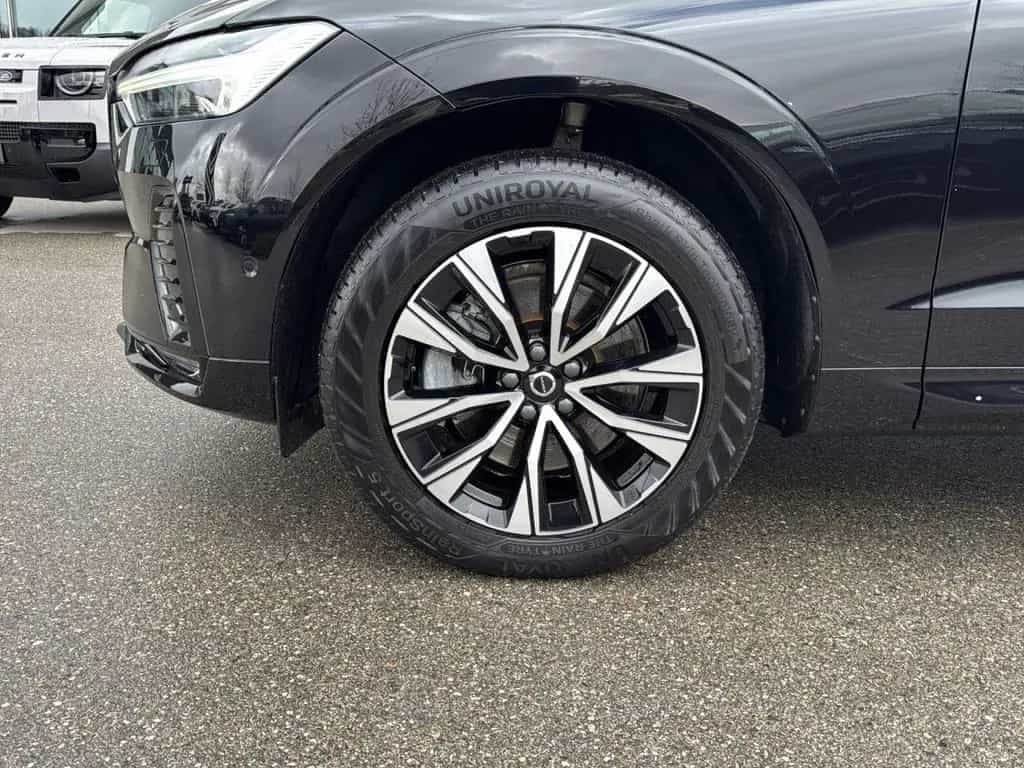 Volvo XC 60 Plus Dark 2WD Bluetooth LED Klima 12/2023-photo-19