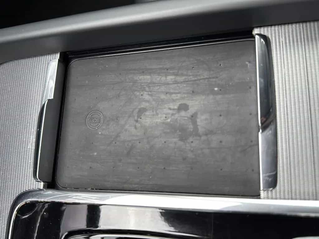 Volvo XC 60 Plus Dark 2WD Bluetooth LED Klima 12/2023-photo-22