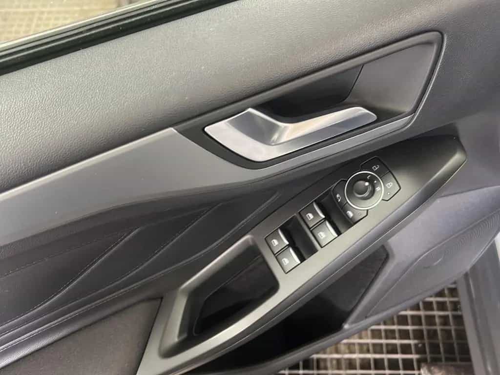 Ford Focus Titanium Bluetooth Navi LED Klima 03/2023-photo-6