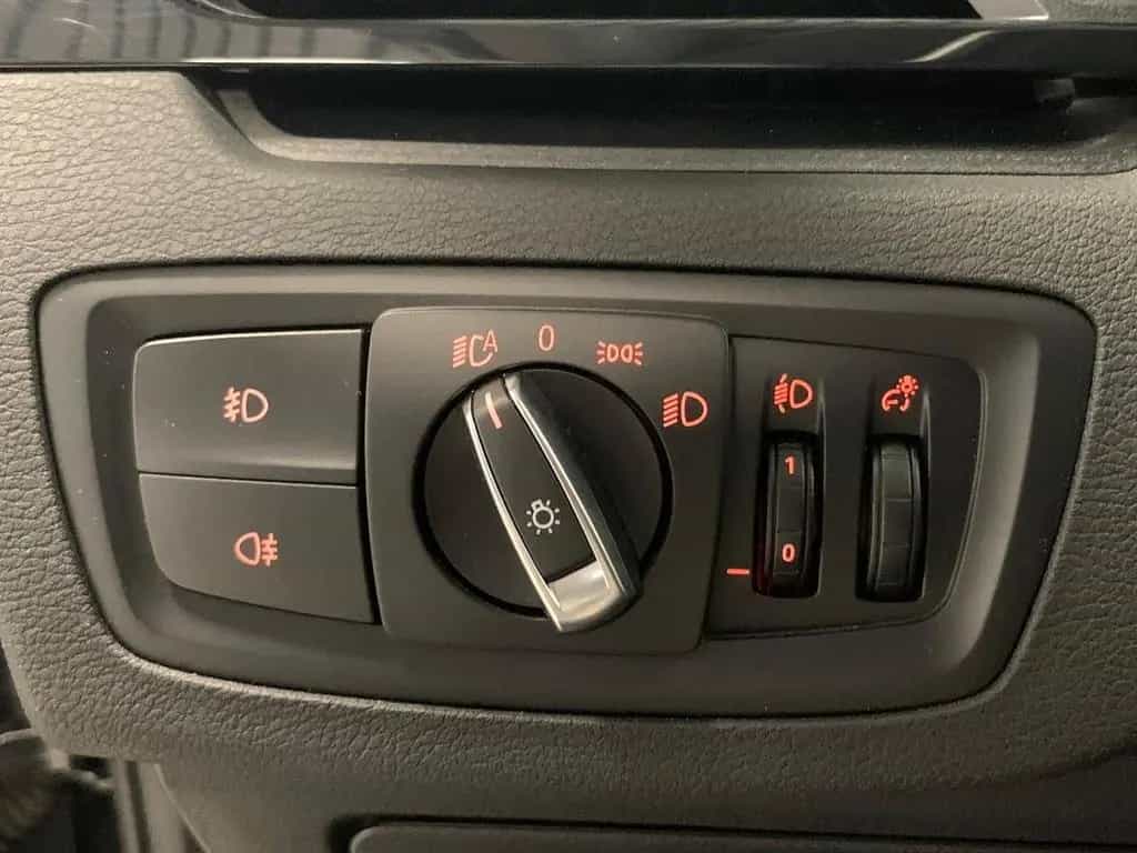 BMW X1 sDrive 18 i Automatik Komfort Kamera 01/2020-photo-10