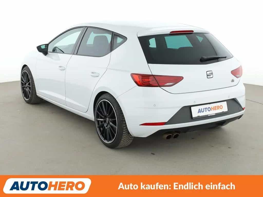 Seat Leon 1.8 TSI FR Aut.*NAV*LED*ACC*PDC*SHZ*ALU*KLIMA* 07/2018-photo-3