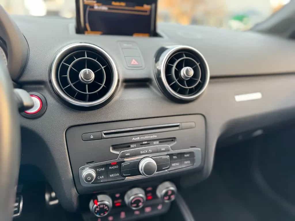 Audi S1 Sportback 2.0 TFSI quattro 10/2017-photo-17
