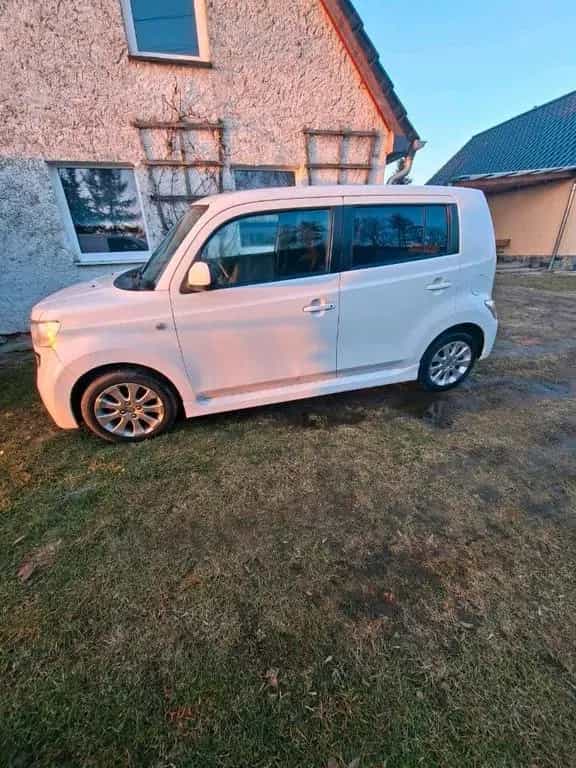 Daihatsu Materia 08/2010-photo-1