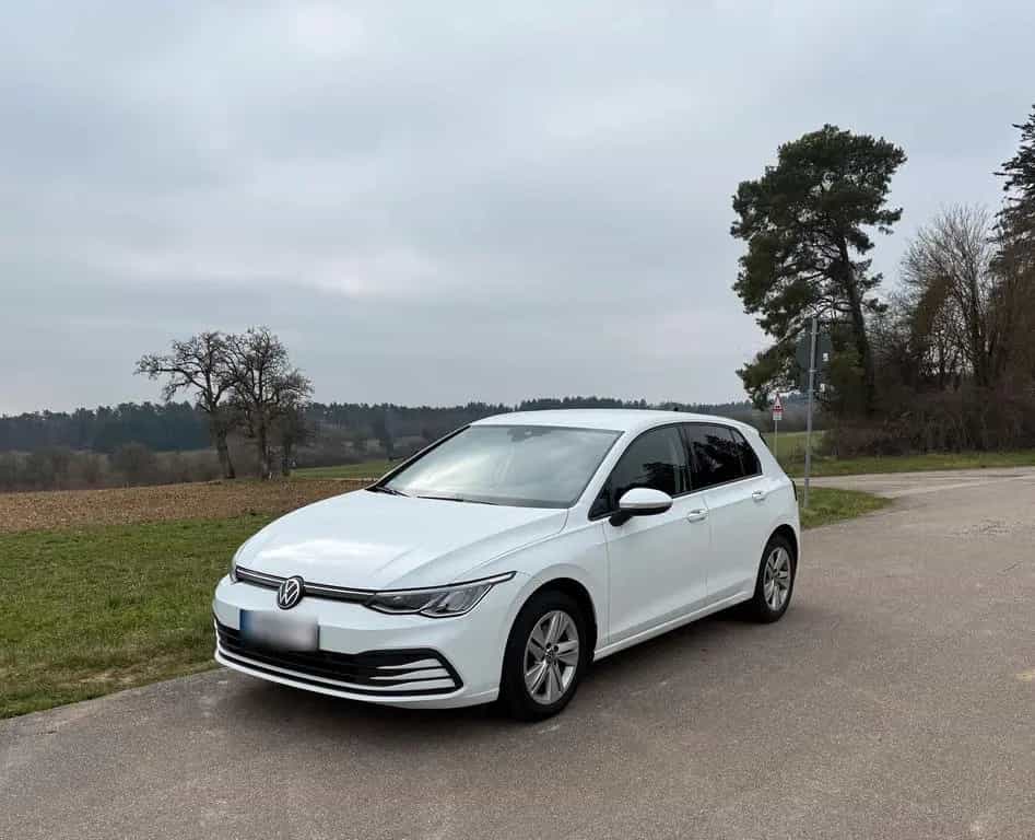 Volkswagen VW Golf VIII 1.0 TSI Life Led Navi PDC 05/2021-photo-1
