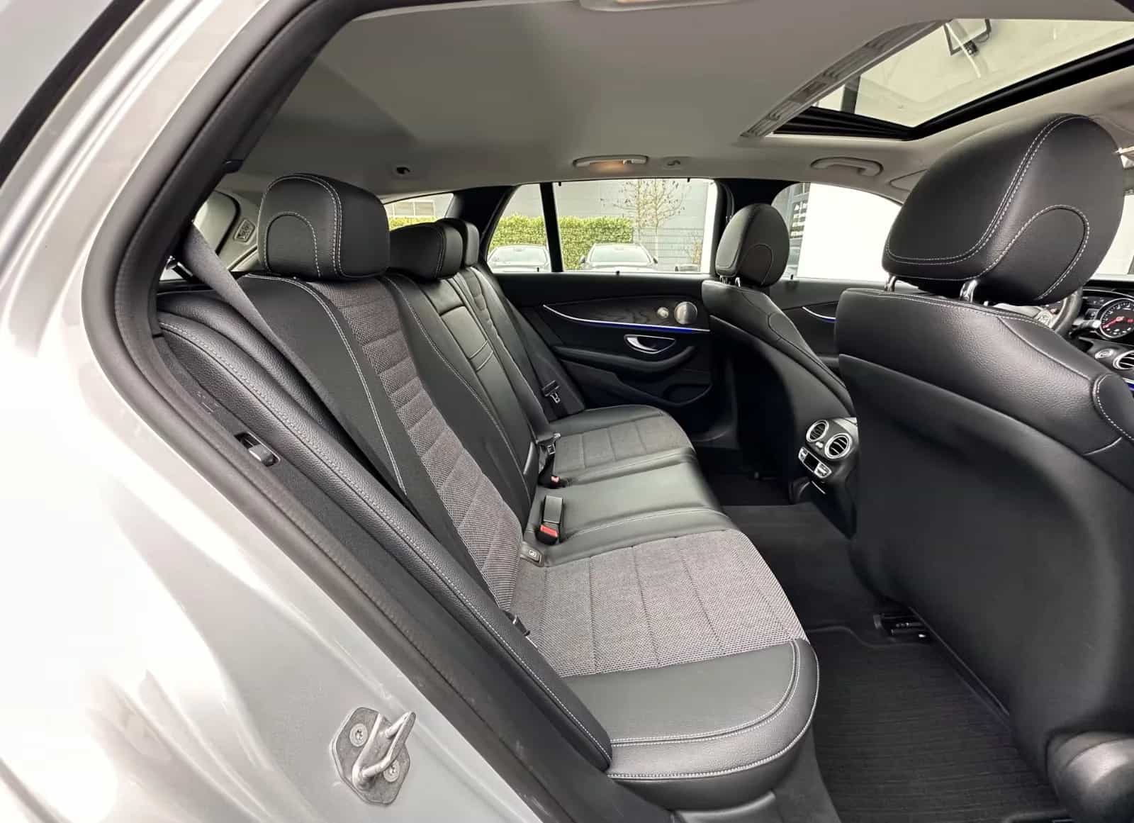 Mercedes-Benz E-Class 250 04/2018-photo-17