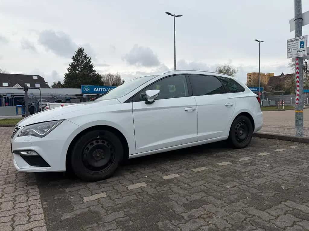 Seat Leon 2.0 TDI 110kW FR Sportstourer FR 01/2020-photo-3