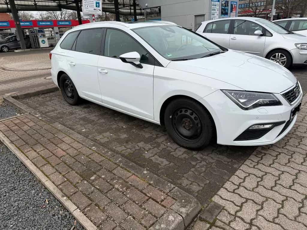 Seat Leon 2.0 TDI 110kW FR Sportstourer FR 01/2020-photo-4