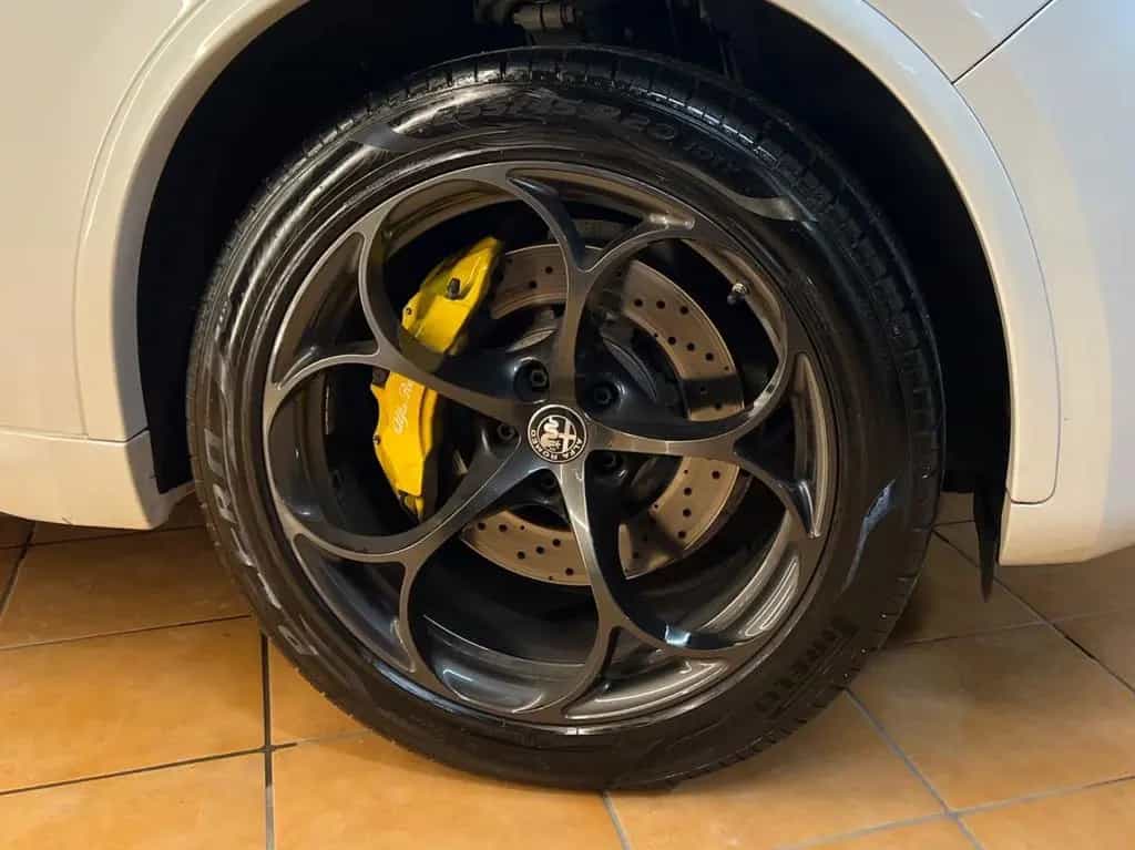 Alfa Romeo Stelvio 2.9 Bi-Turbo V6 510 CV AT8 Qu 12/2020-photo-6