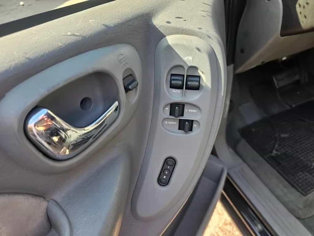 Chrysler Crysler GRAND VOYAGER 7 POSTI 2.8CRD AUTOMATICO 07/2007-photo-13