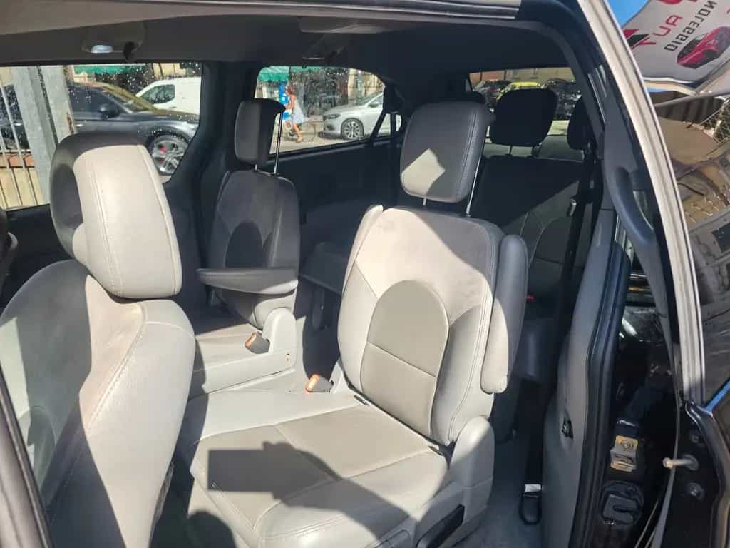 Chrysler Crysler GRAND VOYAGER 7 POSTI 2.8CRD AUTOMATICO 07/2007-photo-4
