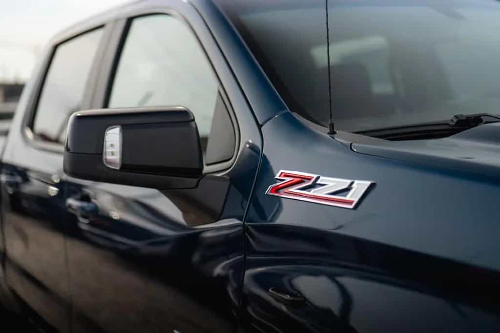 Chevrolet Silverado 5.3L V8 4x4 RST Limited ZZ1 NightPaket 07/2022-photo-23