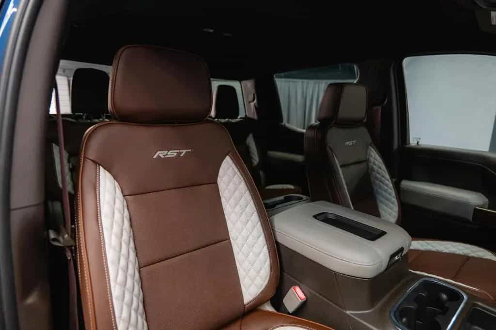 Chevrolet Silverado 5.3L V8 4x4 RST Limited ZZ1 NightPaket 07/2022-photo-47