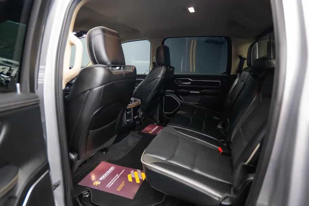 Dodge RAM 5.7 V8 HEMI 4x4 NIGHT-Edition LARAMIE *LED* 07/2019-photo-35