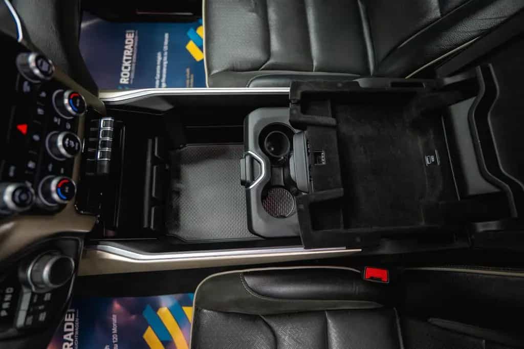 Dodge RAM 5.7 V8 HEMI 4x4 NIGHT-Edition LARAMIE *LED* 07/2019-photo-43
