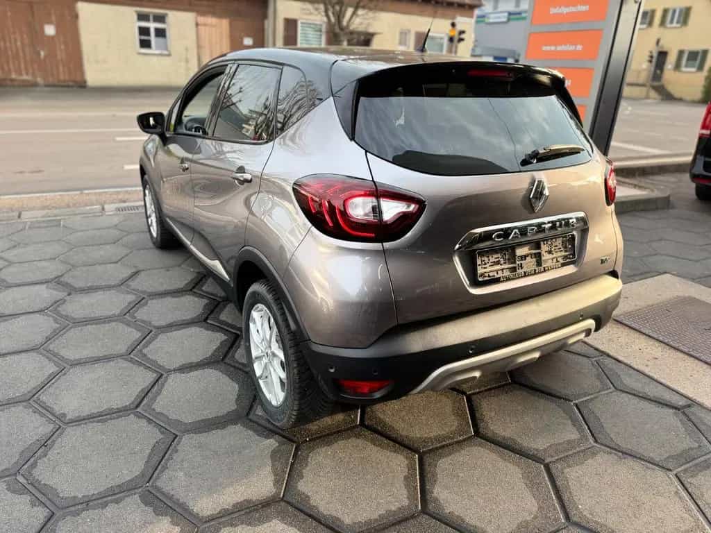 Renault Captur Crossborder *Pano*Automatik*Camera* 08/2017-photo-4
