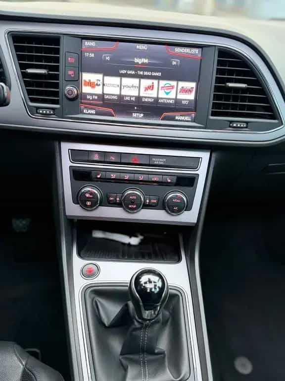 Seat Leon FR Xcellence Limousine*Schalter*Leder 06/2018-photo-11