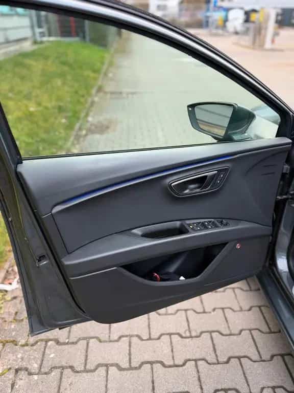 Seat Leon FR Xcellence Limousine*Schalter*Leder 06/2018-photo-13