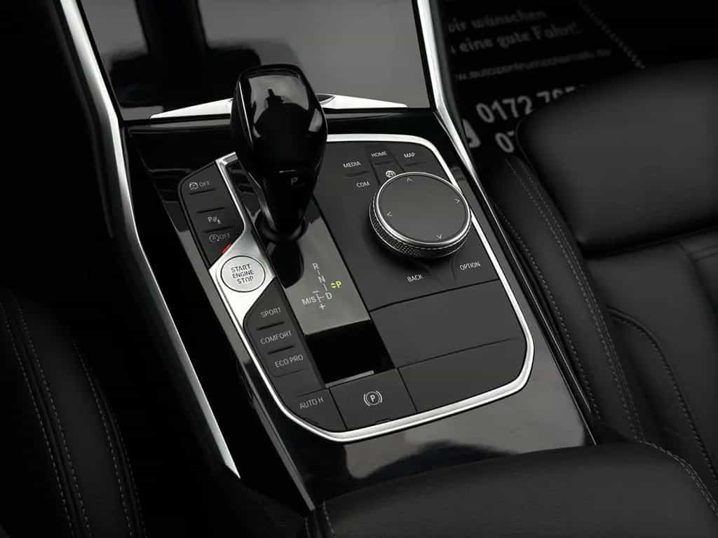 BMW 320 d Touring xDr M Sport *1.HAND*ACC*HUD*AHK*RFK 02/2020-photo-16