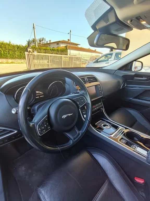 Jaguar XE 2.0 D Turbo 180CV aut. Portfolio km 12 12/2015-photo-2