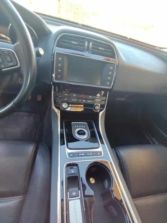 Jaguar XE 2.0 D Turbo 180CV aut. Portfolio km 12 12/2015-photo-7