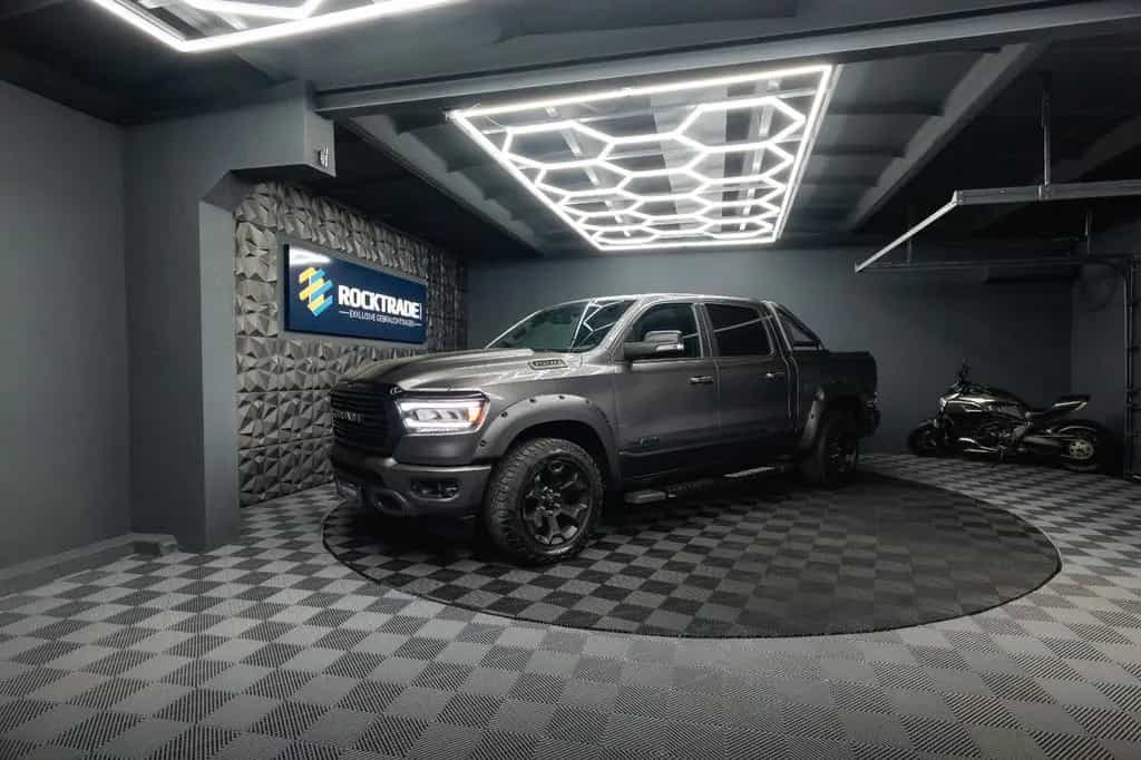 Dodge RAM 5.7 V8 HEMI 4x4 OFFROAD NIGHT-Edition LED 07/2021-photo-1