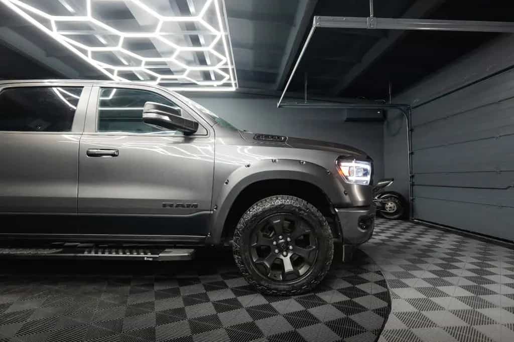 Dodge RAM 5.7 V8 HEMI 4x4 OFFROAD NIGHT-Edition LED 07/2021-photo-10