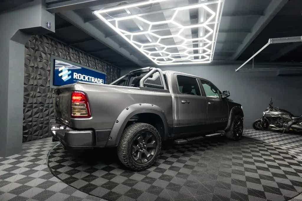 Dodge RAM 5.7 V8 HEMI 4x4 OFFROAD NIGHT-Edition LED 07/2021-photo-12