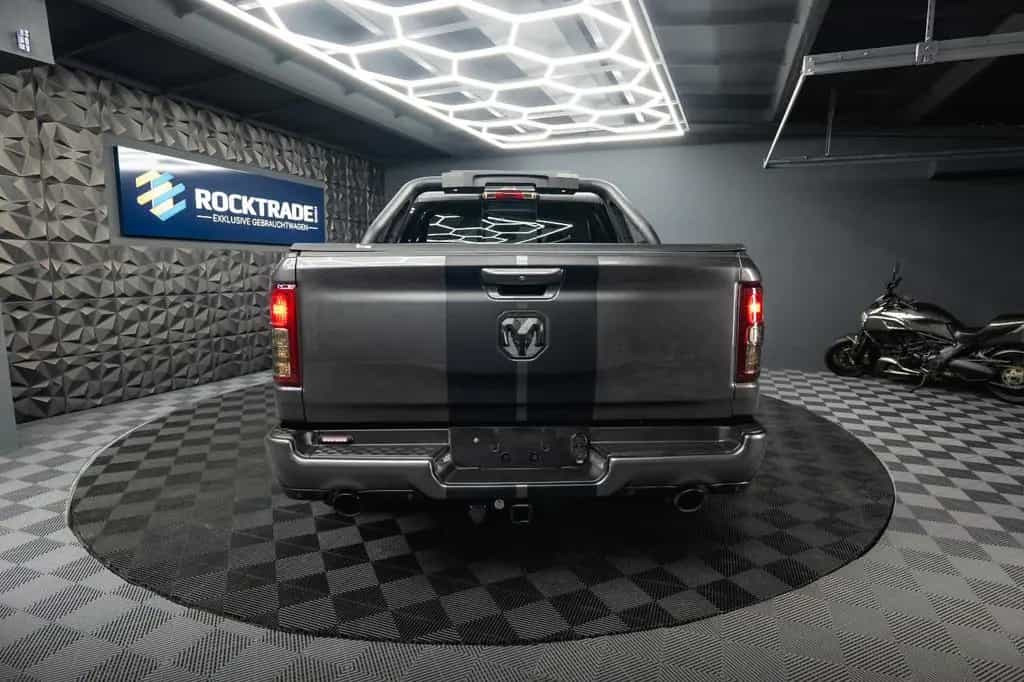Dodge RAM 5.7 V8 HEMI 4x4 OFFROAD NIGHT-Edition LED 07/2021-photo-14