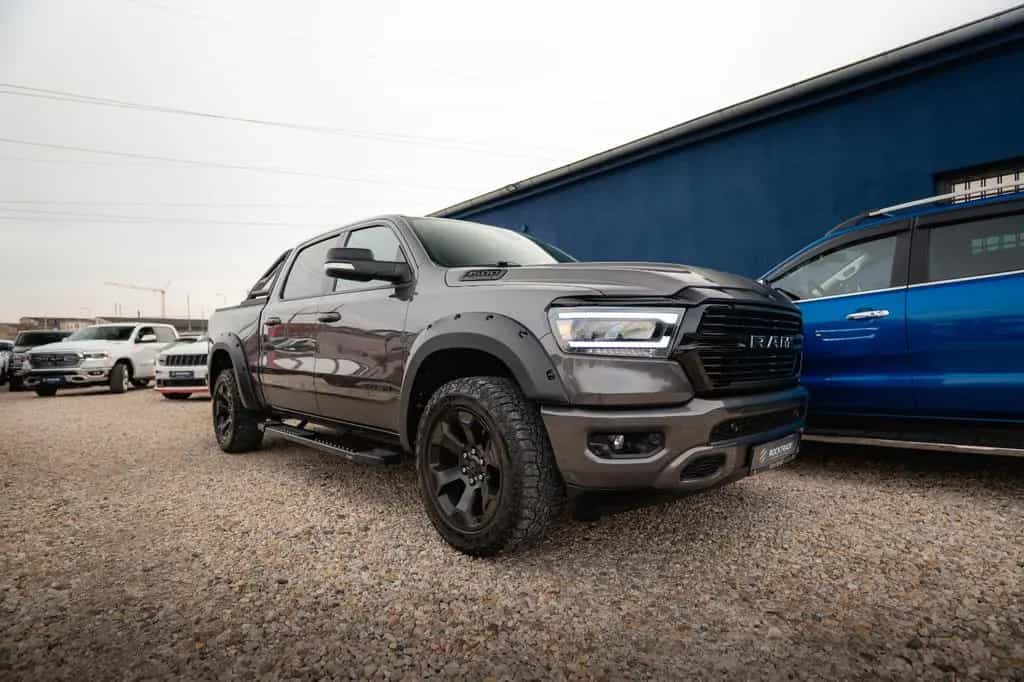 Dodge RAM 5.7 V8 HEMI 4x4 OFFROAD NIGHT-Edition LED 07/2021-photo-20