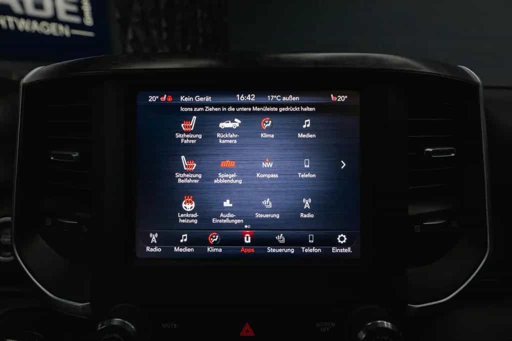Dodge RAM 5.7 V8 HEMI 4x4 OFFROAD NIGHT-Edition LED 07/2021-photo-30