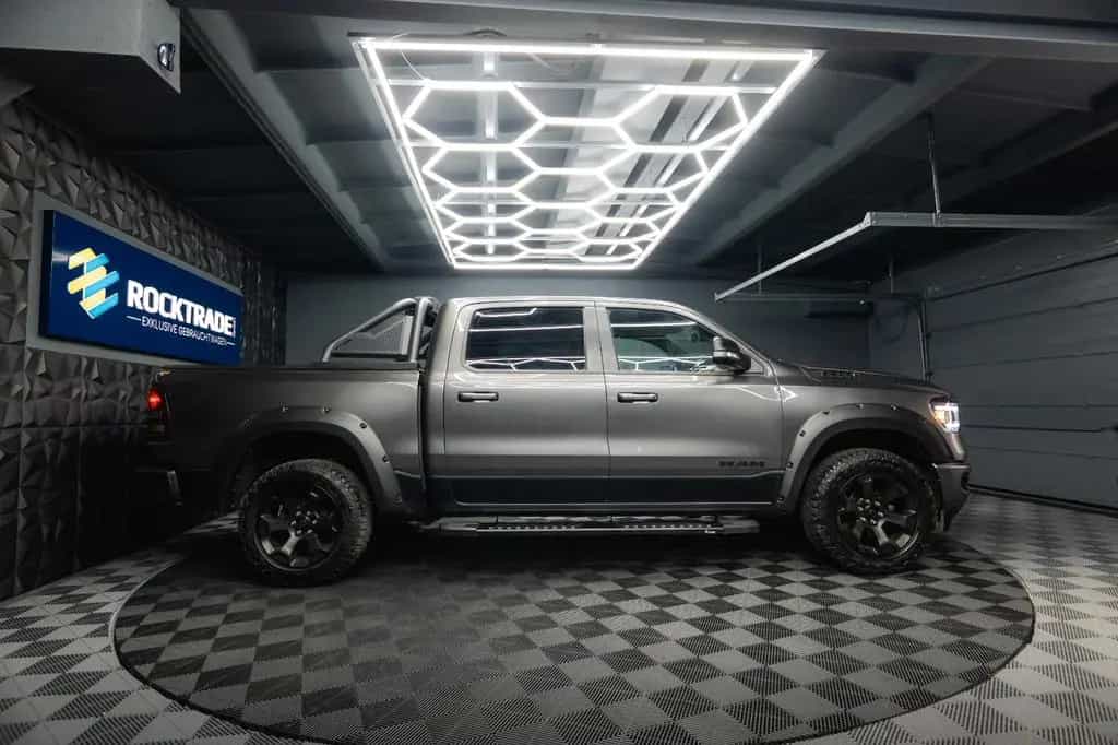 Dodge RAM 5.7 V8 HEMI 4x4 OFFROAD NIGHT-Edition LED 07/2021-photo-8