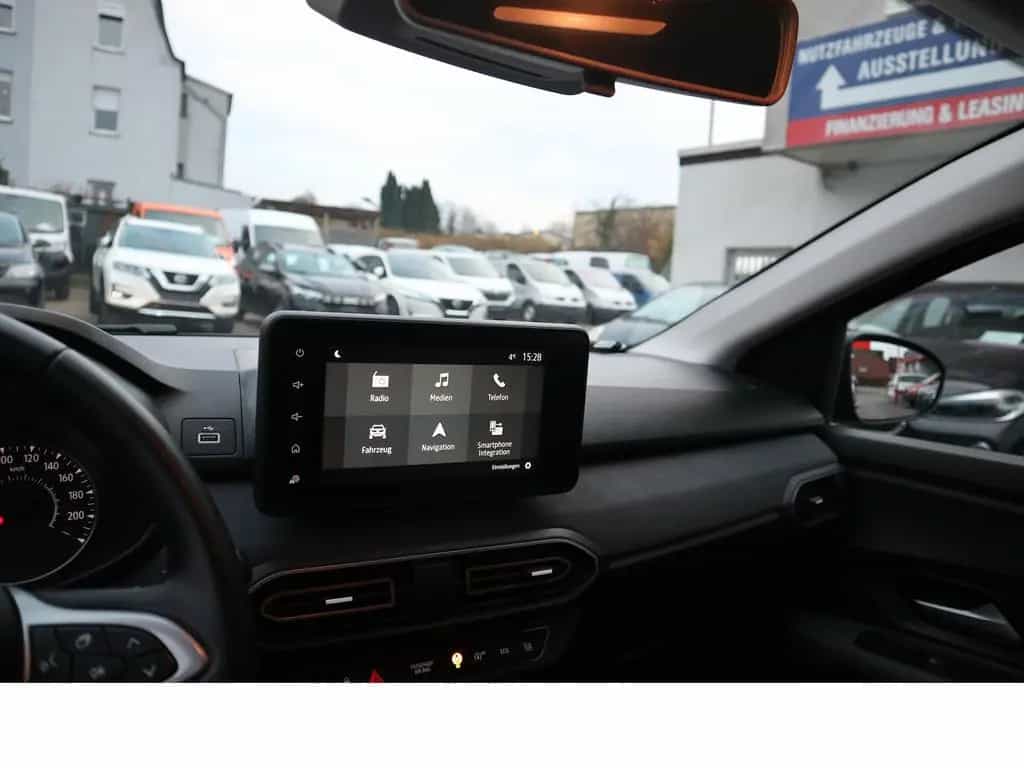 Dacia Sandero Stepway Extreme Navi Scheckheftgepflegt 10/2024-photo-10