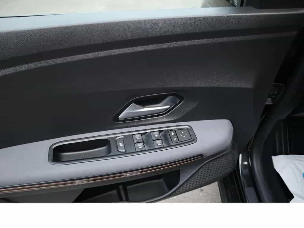 Dacia Sandero Stepway Extreme Navi Scheckheftgepflegt 10/2024-photo-4