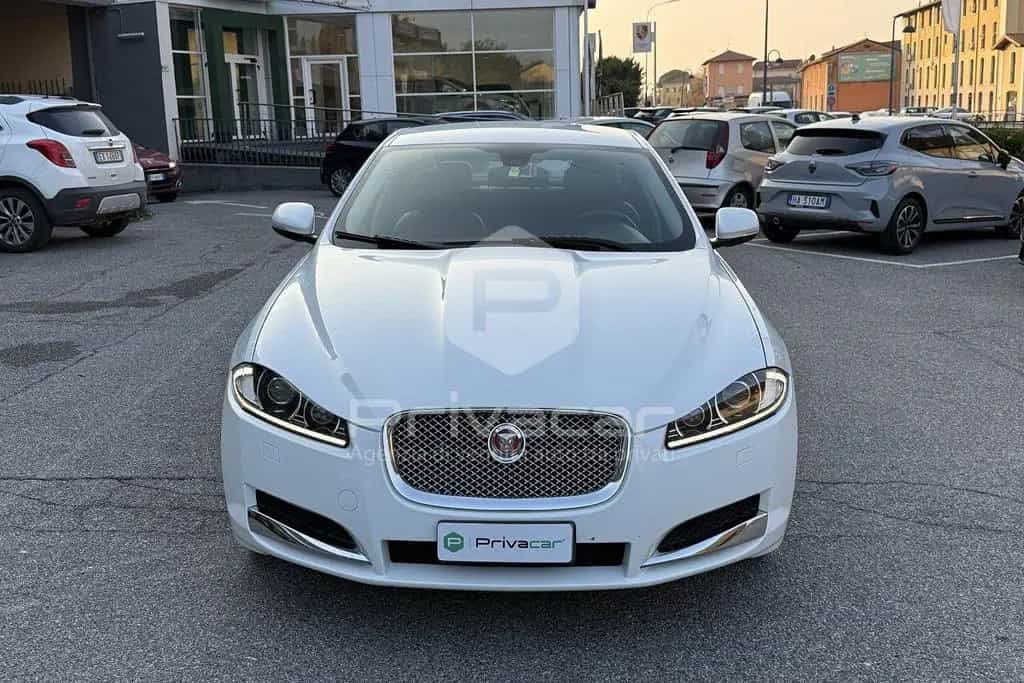 Jaguar XF XF 2.2 D Eco 11/2013-photo-0