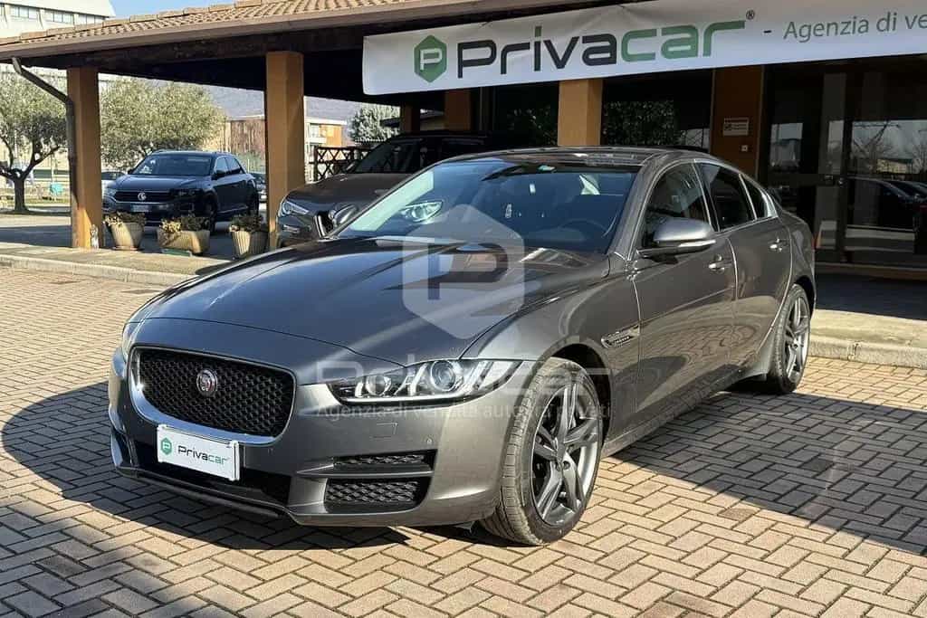 Jaguar XE XE 2.0 D Turbo 180 CV AWD aut. Pure 07/2017-photo-0